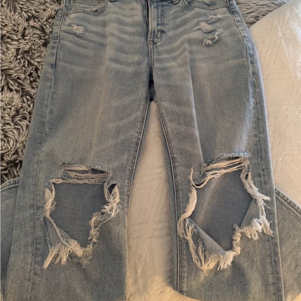 American Eagle Outfitters High Rise Distressed Blue Jeans